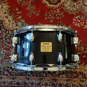 Caisse Claire Yamaha Beech Custom Absolute en 14&Prime;x7&Prime; Black Lacquer
