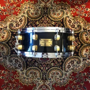 Yamaha Maple custom 14&Prime;x5&Prime; Vintage Black Maple Finish