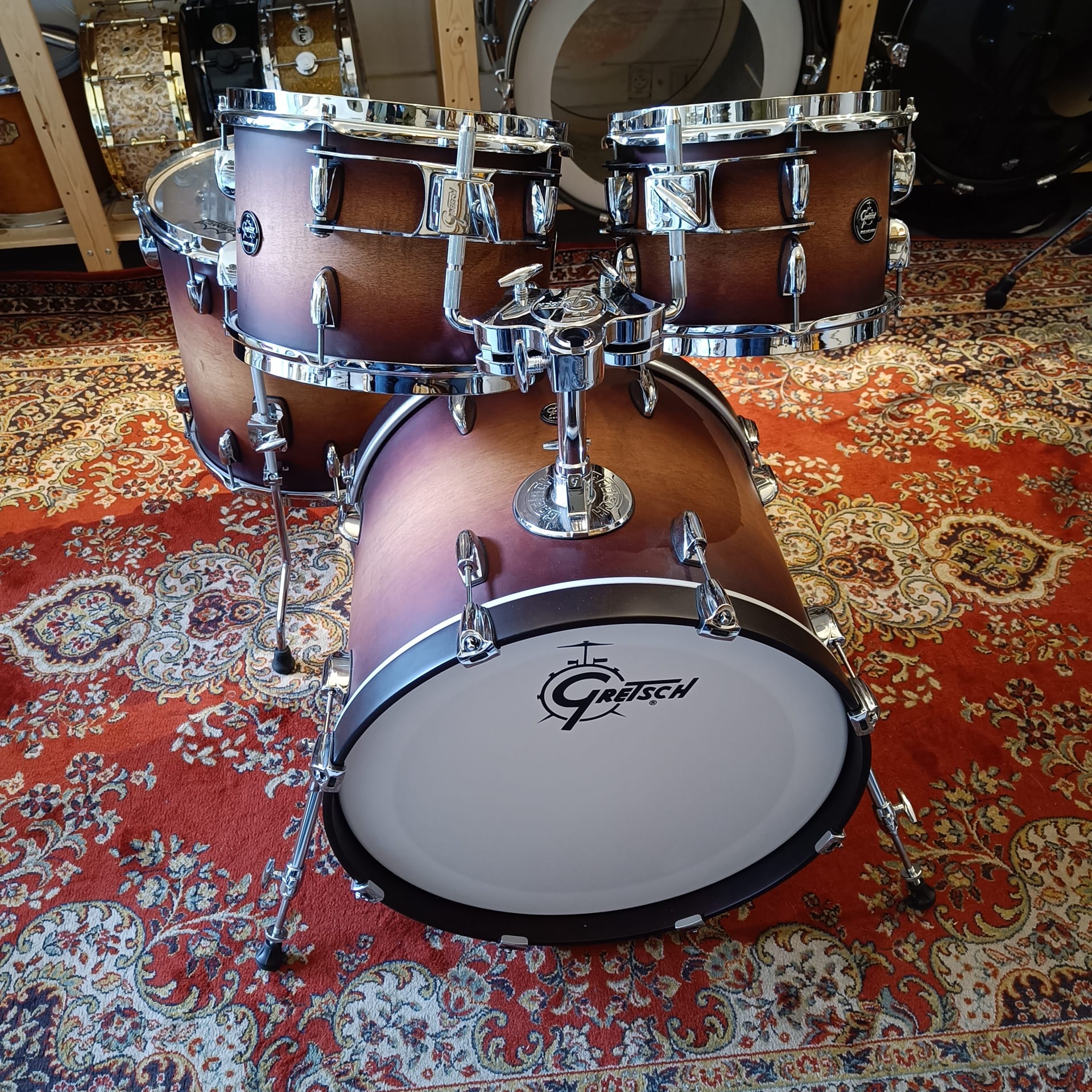 Gretsch Renown Maple Studio 10"x7" 12"x8" 14"x14" 20"x16" Satin Tobacco Burst