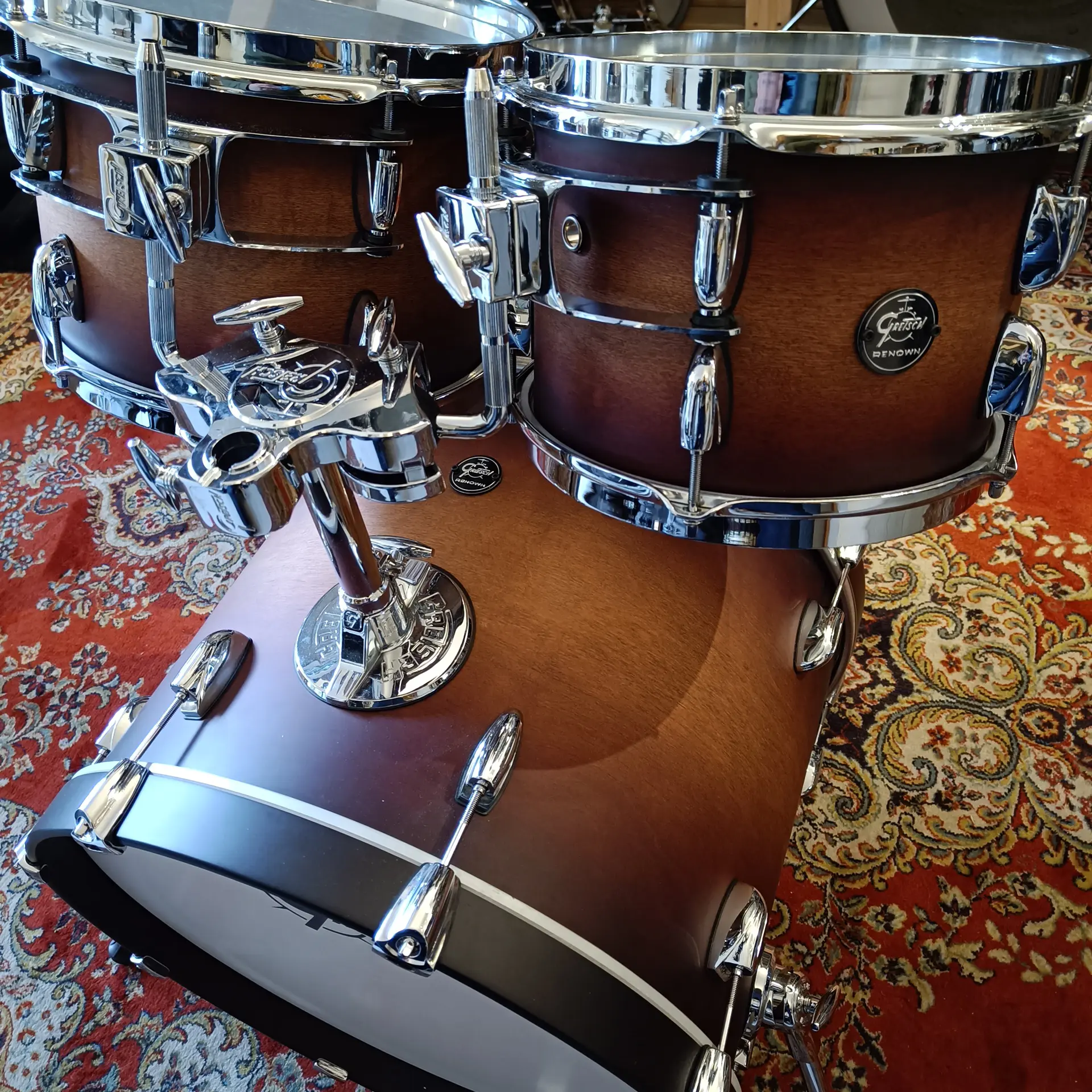 Gretsch Renown Maple Studio 10"x7" 12"x8" 14"x14" 20"x16" Satin Tobacco Burst – Image 2