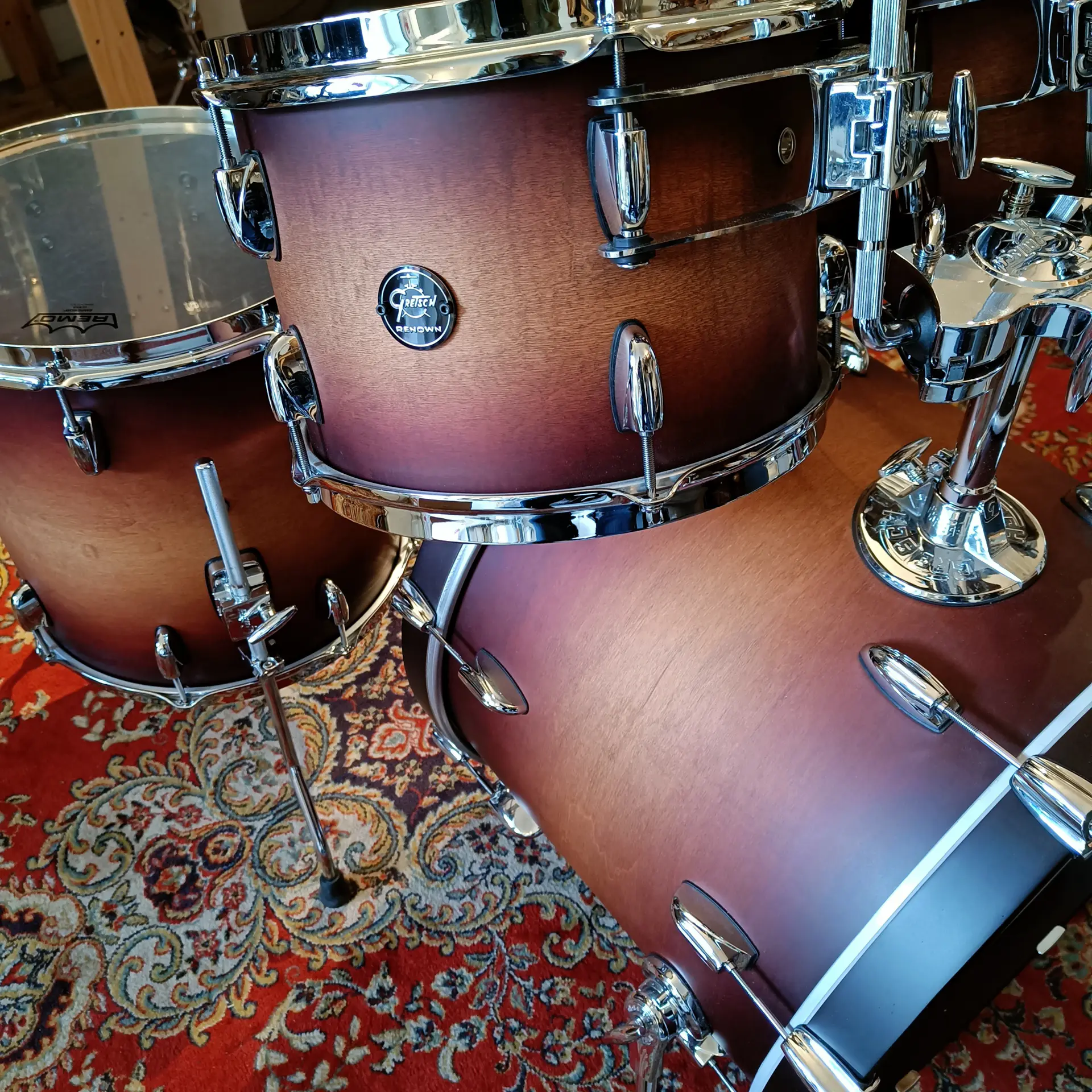 Gretsch Renown Maple Studio 10"x7" 12"x8" 14"x14" 20"x16" Satin Tobacco Burst – Image 4