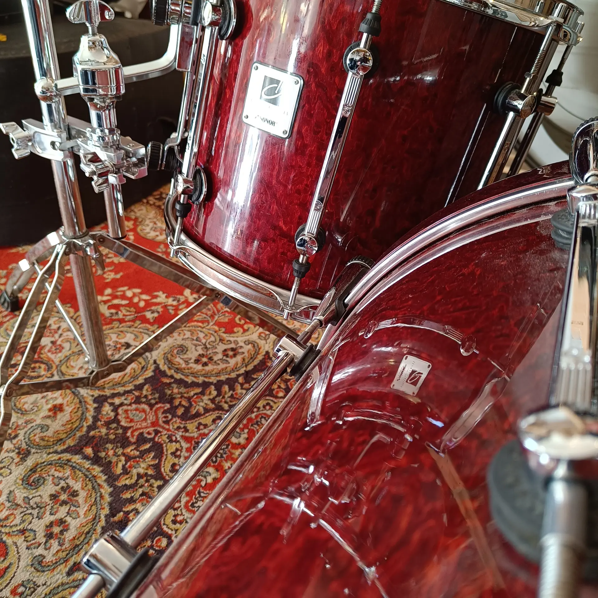Sonor Designer Birds Eye Maple Light Red Stain 20"x14" 10"x8" 14"x12" + supports – Image 12