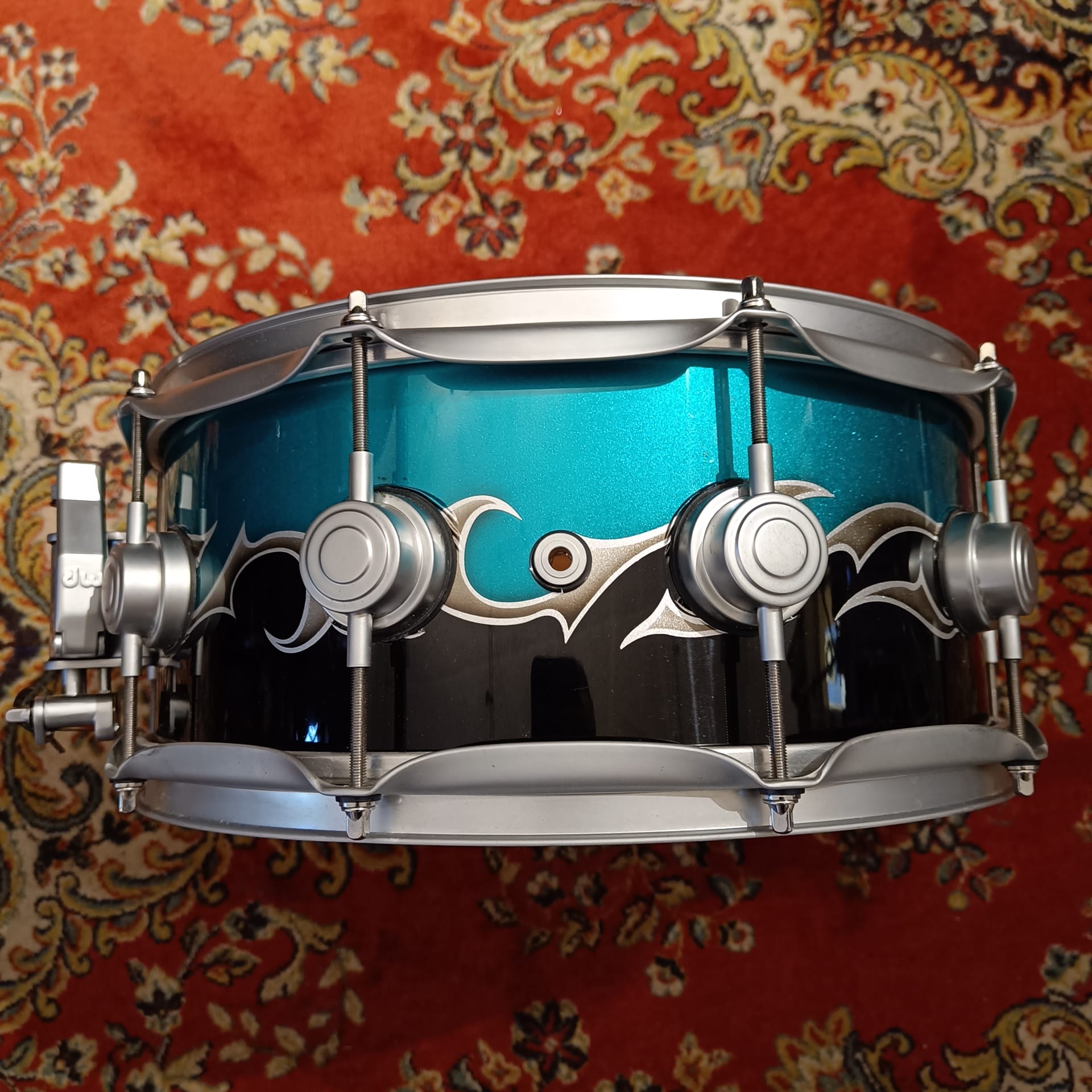 DW Collector Hot Rod Custom 14"x6" Satin Chrome Hardware 2005 – Image 4