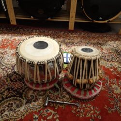Tablas de Calcutta + marteau + gedi