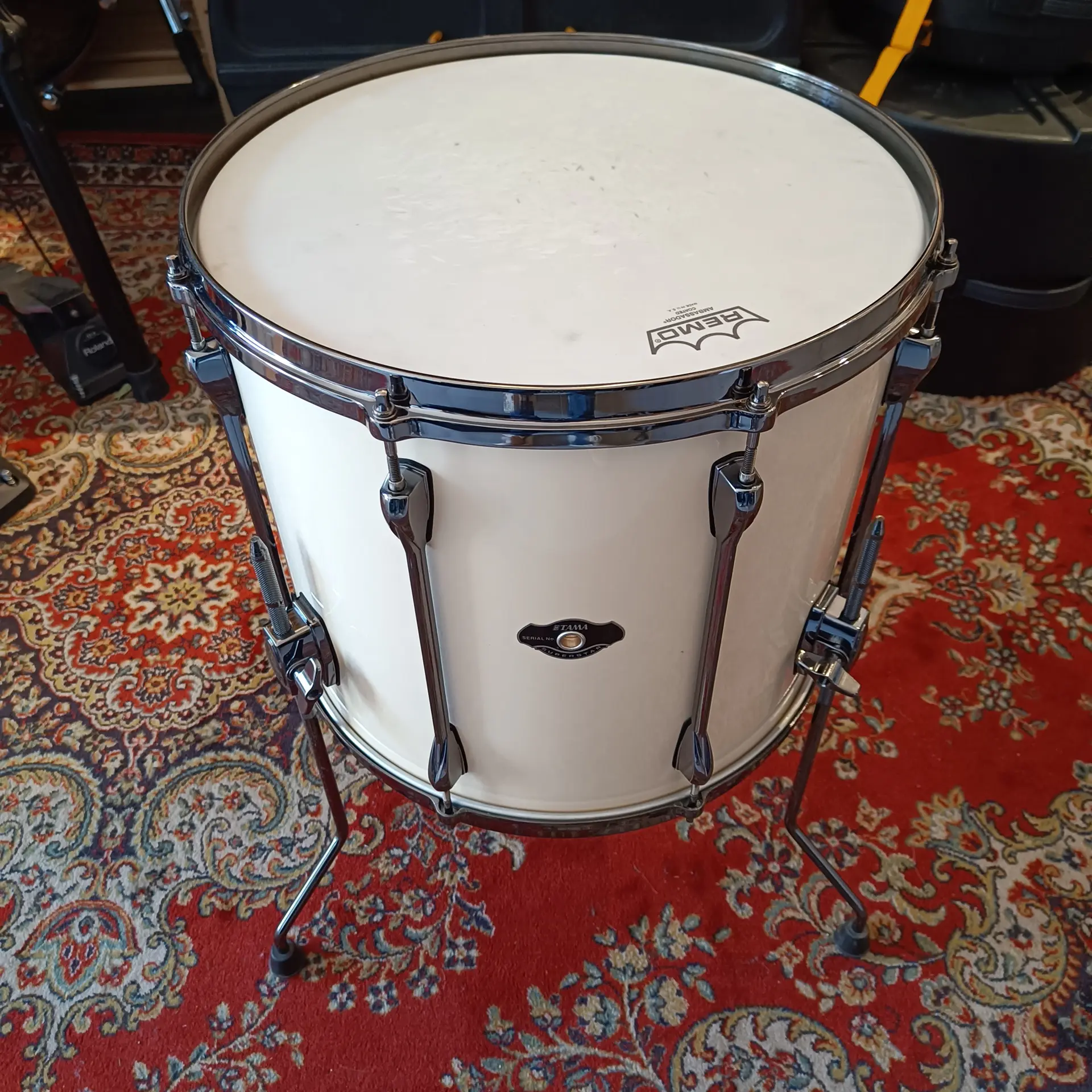 Tama Superstar Hyperdrive White Ltd Edition Black Nickel 16"x14"