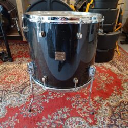 Yamaha Maple Custom 18″ Floor Tom 1st generation pre-YESS Vintage Black