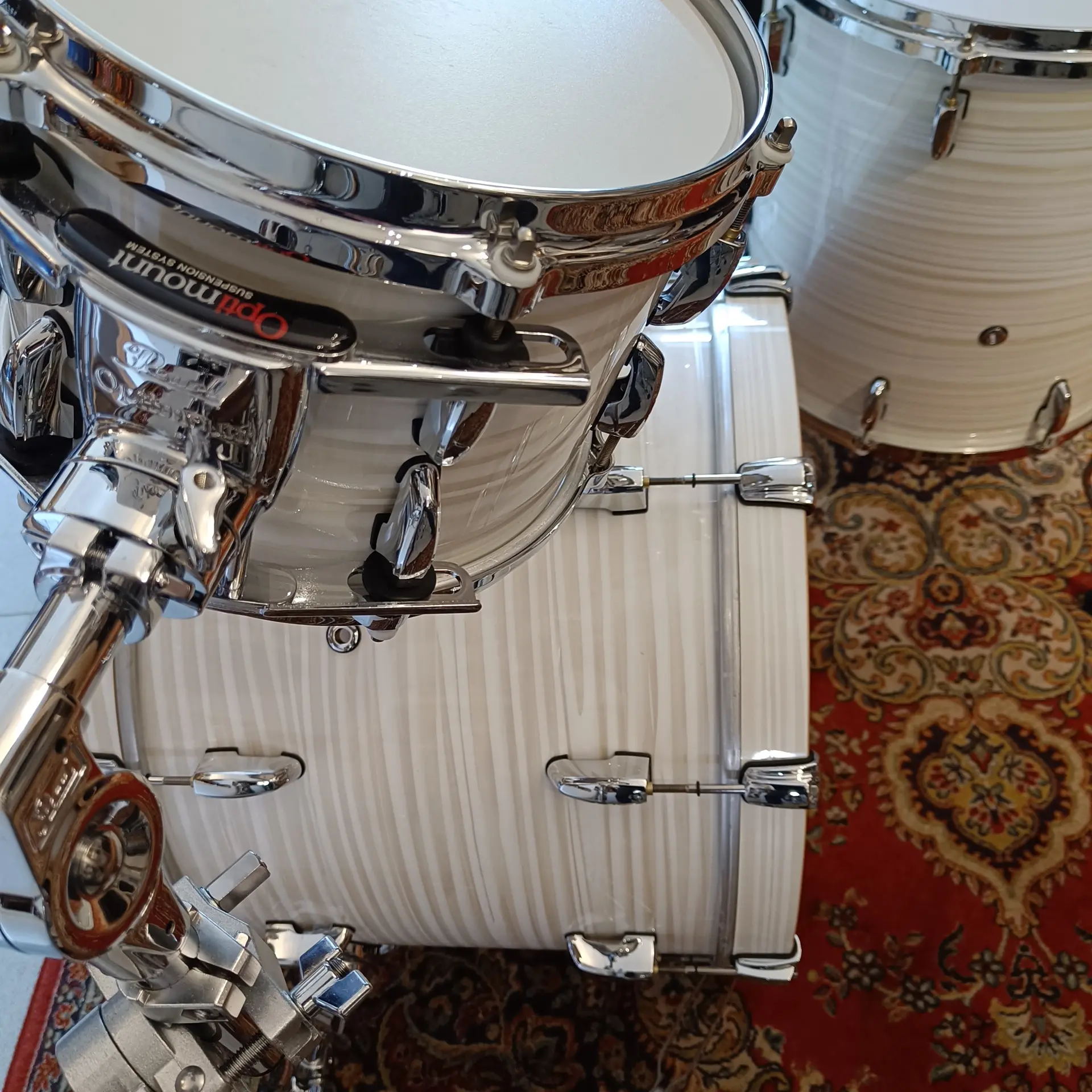 Pearl Masters Maple/Gum 22"x16" 10"x7" 12"x8" 16"x16" Silver White Swirl + supports toms – Image 10