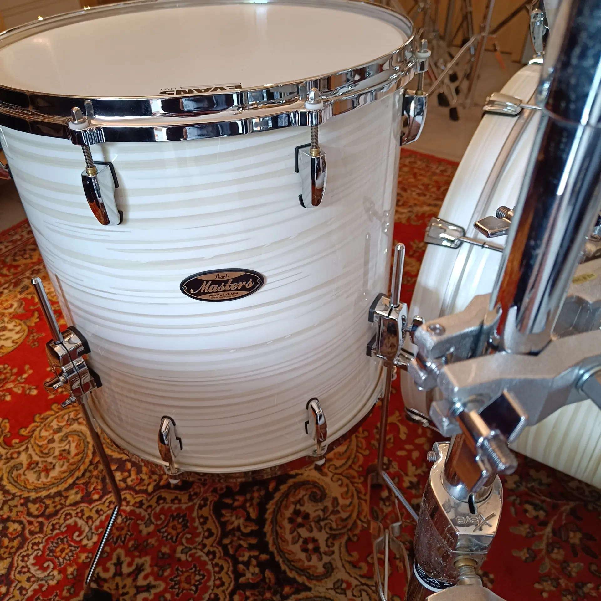 Pearl Masters Maple/Gum 22"x16" 10"x7" 12"x8" 16"x16" Silver White Swirl + supports toms – Image 5