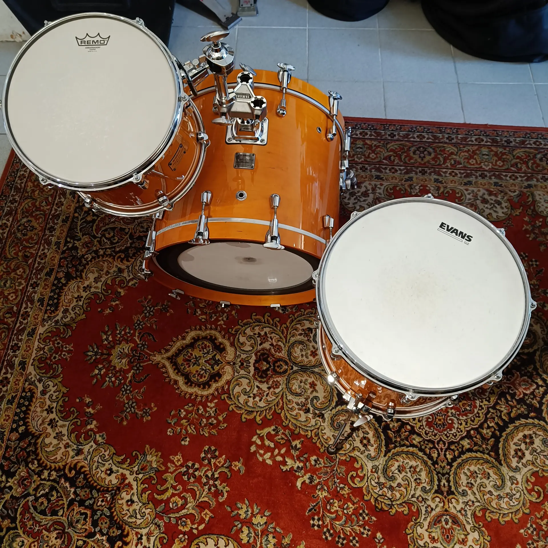 Yamaha Maple Custom Absolute 20"x16" 12"x10 14"x14 Amber Honey Made in Japan – Image 5