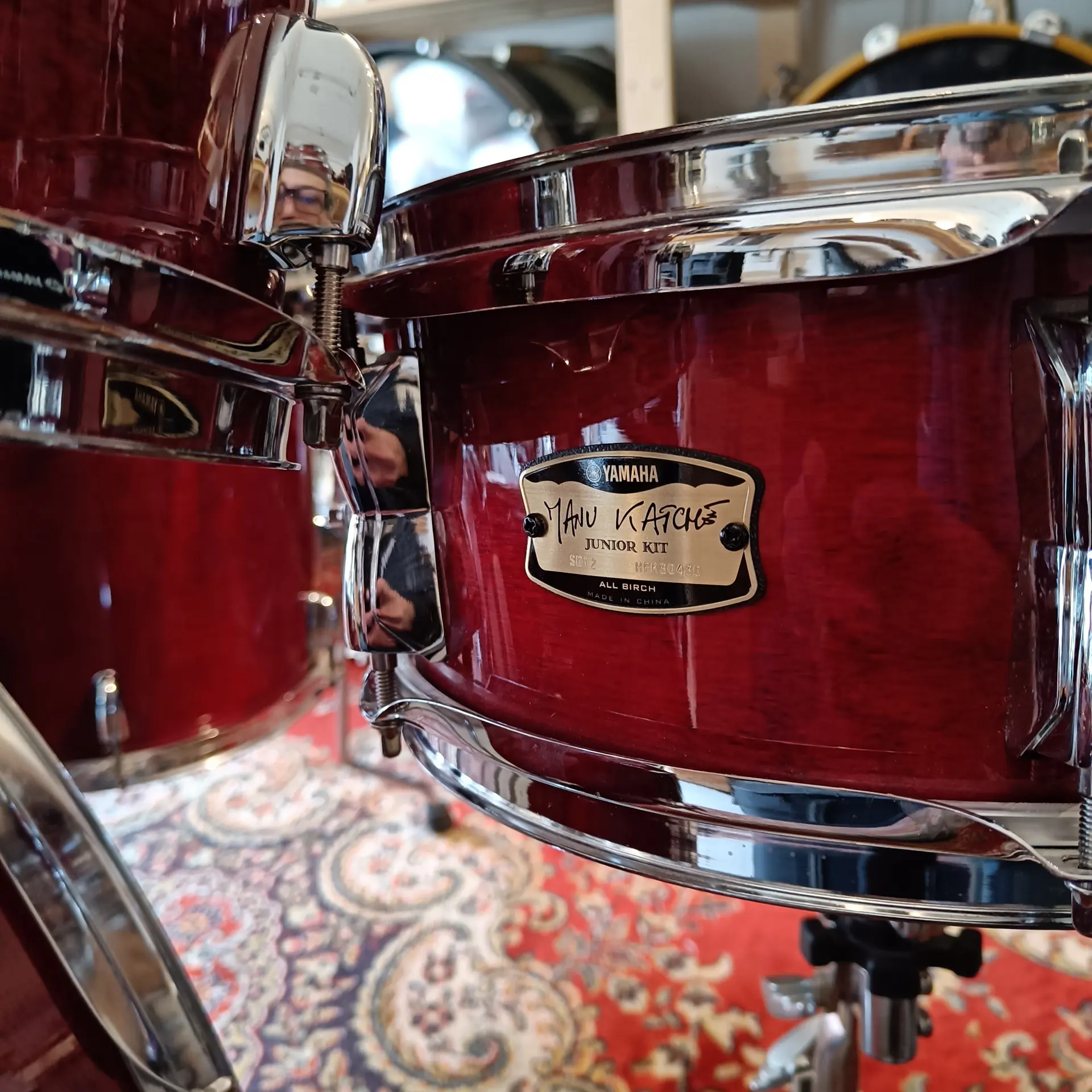 Yamaha Manu Katche Junior Kit Cranberry Red 16"x16" 10"x7" 12"x7" 13"x12" + caisse claire 12"x5" – Image 8