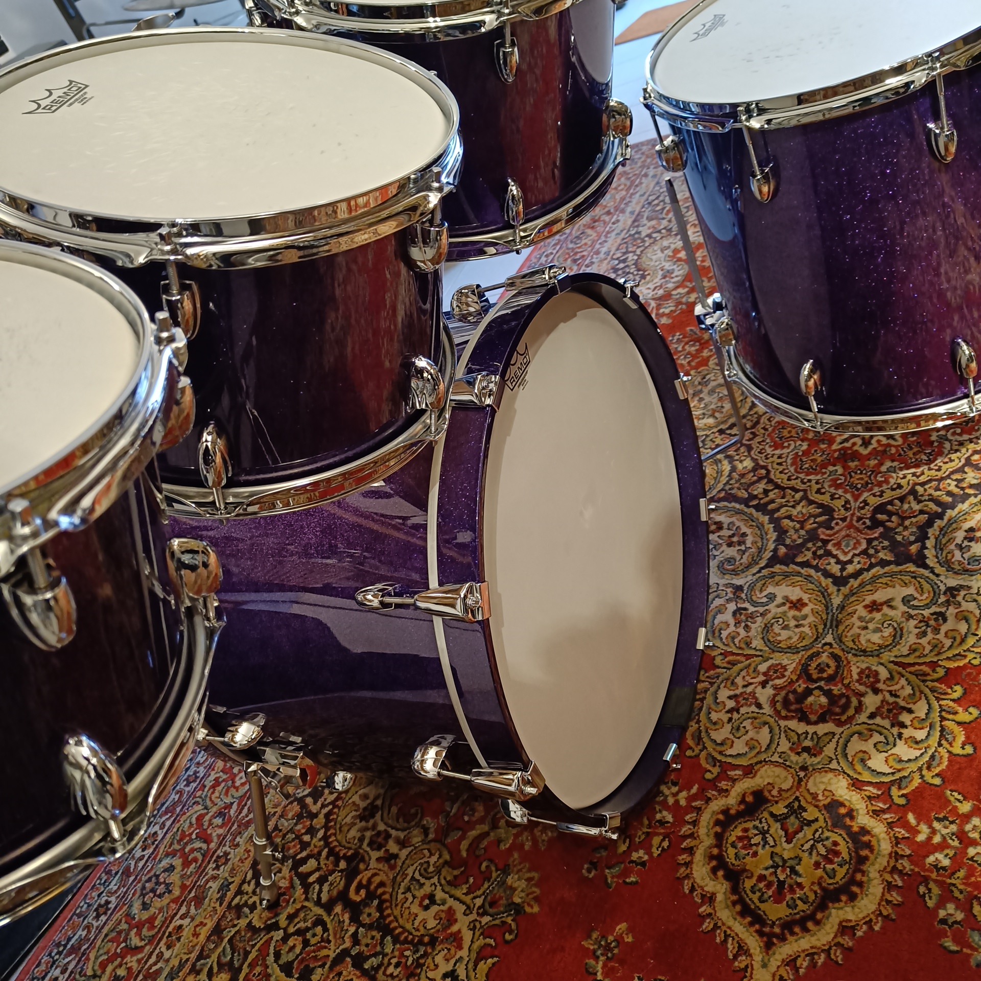 Yamaha Oak Custom Signature Manu Katche 22"x16" 10"x7,5" 12"x8" 13"x9" 16"x16" Purple Sparkle – Image 10