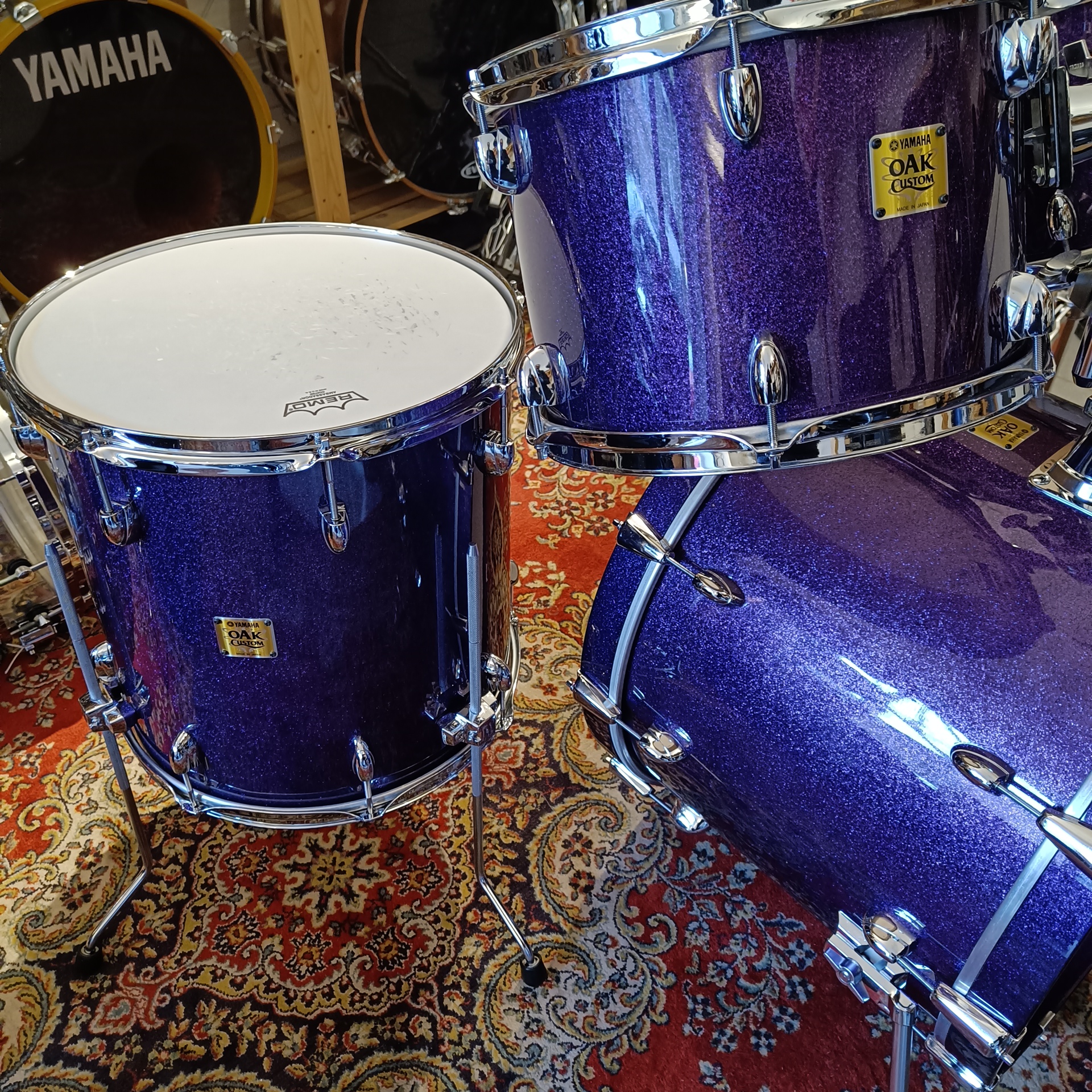 Yamaha Oak Custom Signature Manu Katche 22"x16" 10"x7,5" 12"x8" 13"x9" 16"x16" Purple Sparkle – Image 5
