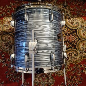 Gretsch Renown Maple 14&Prime;x14&Prime; Floor Tom Silver Oyster Pearl