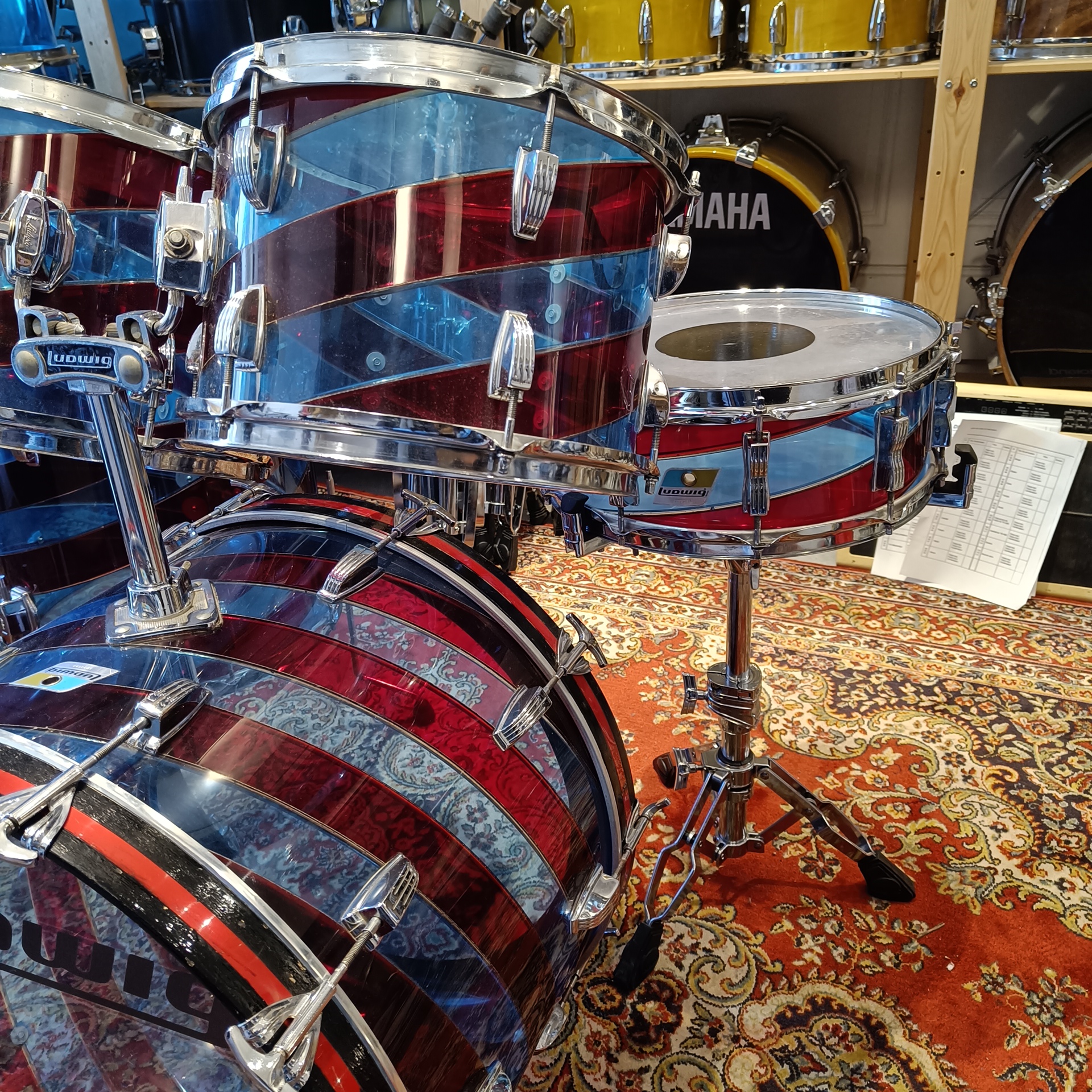 Ludwig Rainbow Vistalite Pattern C (Red/Blue) B&O 22″x14" 12″x8" 13″x9" 16″x16" + 14″x5″ Vintage 70's - Image 2
