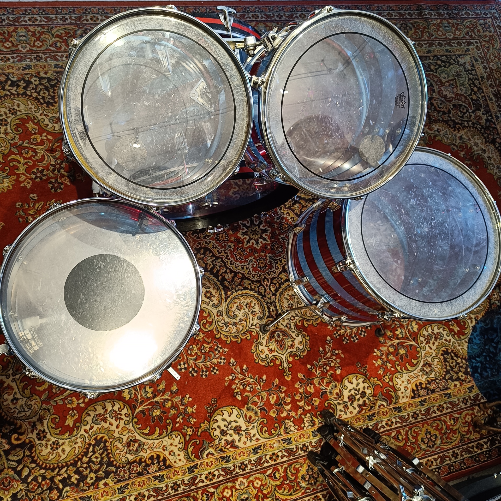 Ludwig Rainbow Vistalite Pattern C (Red/Blue) B&O 22″x14" 12″x8" 13″x9" 16″x16" + 14″x5″ Vintage 70's - Image 9