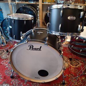 Pearl Masters Maple Complete 24&Prime;x14&Prime; 13&Prime;x9&Prime; 16&Prime;x14&Prime;