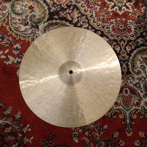 Paiste Traditionals Signature Thin Crash 15&Prime;