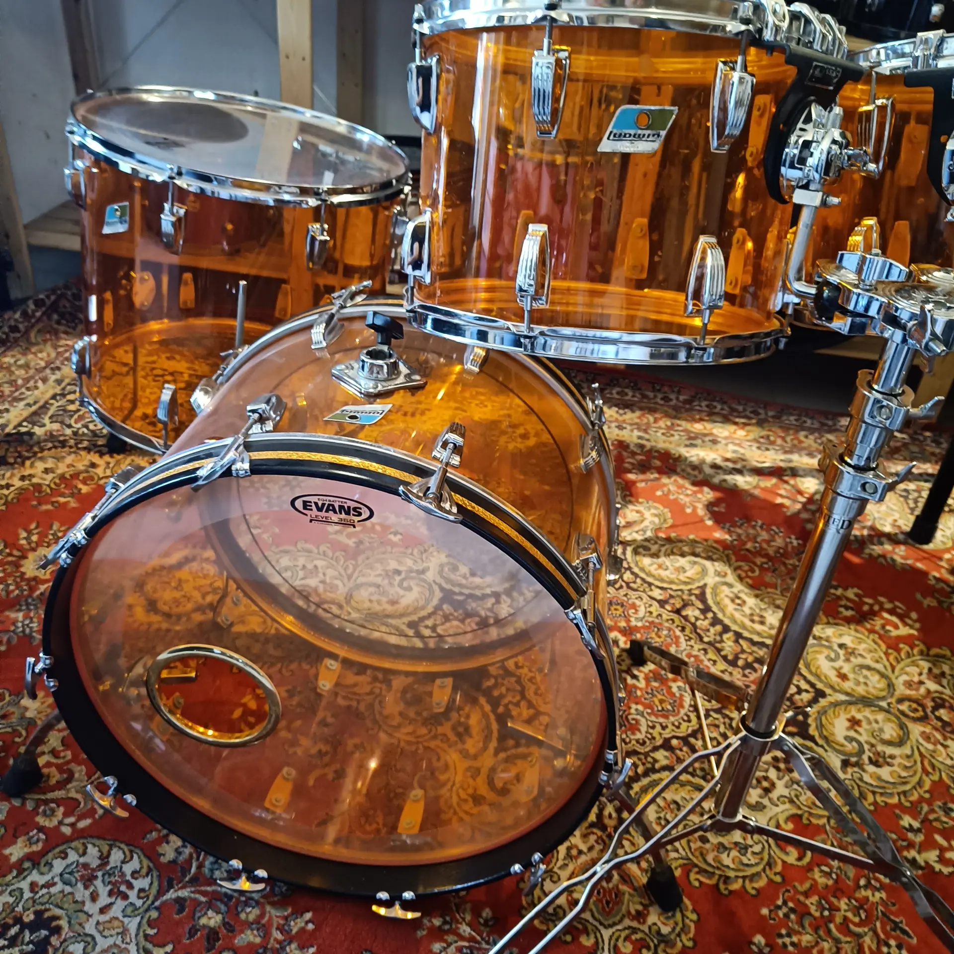 Ludwig Vistalite Amber 22"x14" 13"x9" 14"x10" 18"x16" - Image 2