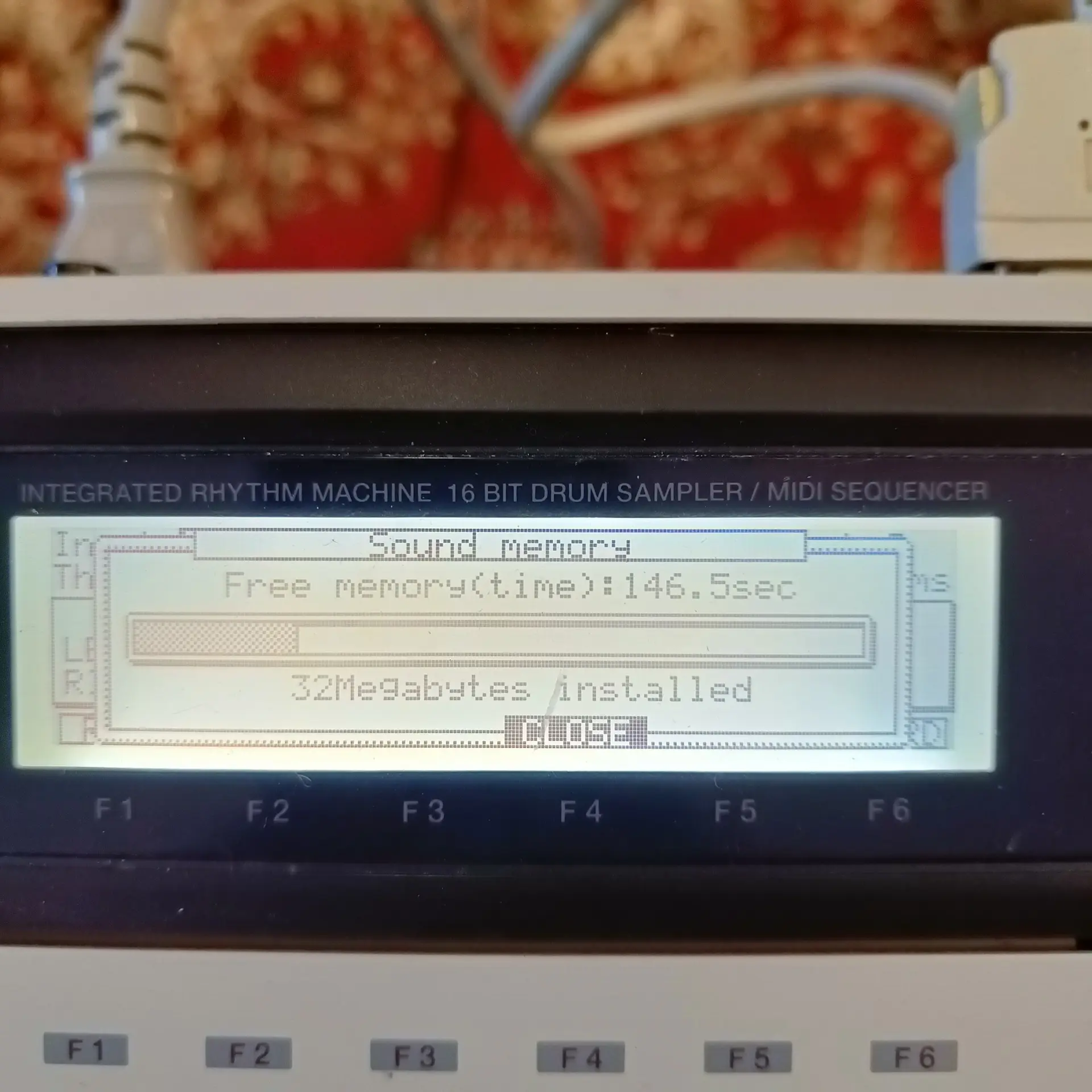 Akai MPC 2000 XL - Image 2