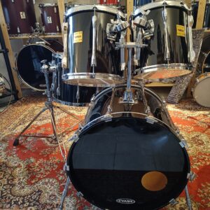 Yamaha Rock Tour Custom 22×18 12×12 13×13 15×13