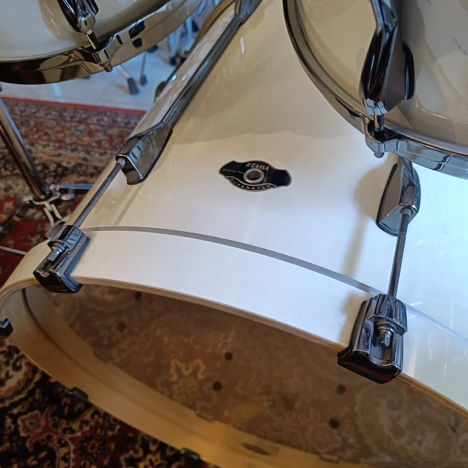 Tama-Superstar Hyperdrive Custom 22"x 20" 10"x 6,5 12"x 7" 16"x 14" White – Image 7