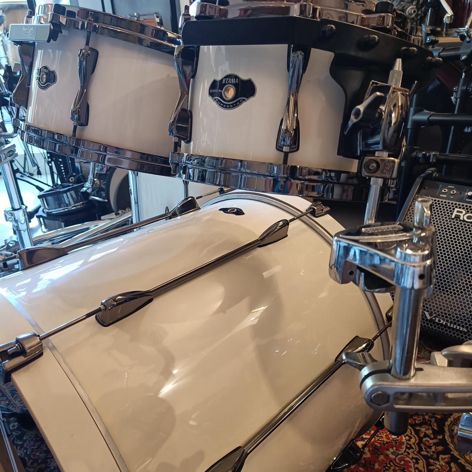Tama-Superstar Hyperdrive Custom 22"x 20" 10"x 6,5 12"x 7" 16"x 14" White – Image 2