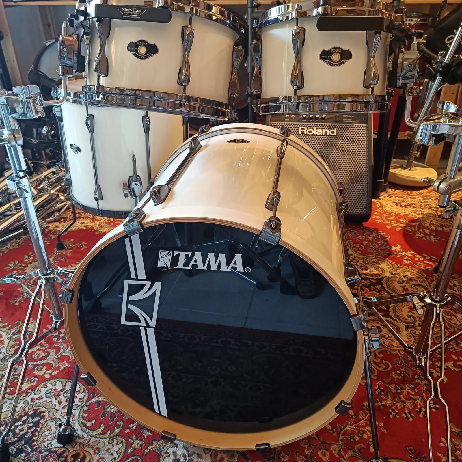 Tama Superstar Hyperdrive Custom 22 10 12 16 White