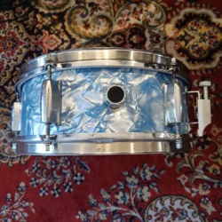 Caisse Claire 13"x5" Blue Diamond Pearl