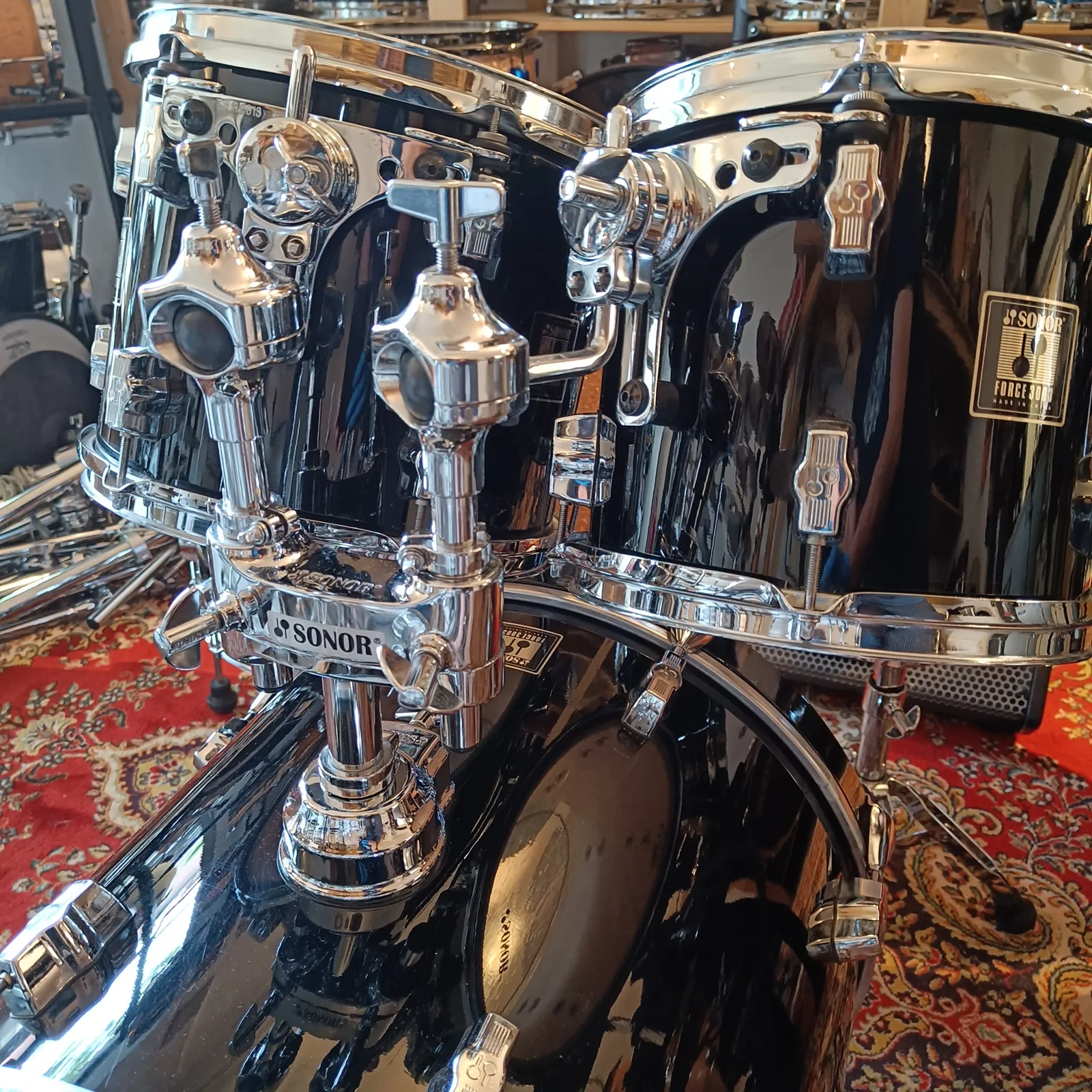 Sonor Force 3003 20"x17" 10"x9" 12"x10" 14"x14"TB + caisse claire 14"x5,5" Black – Image 3