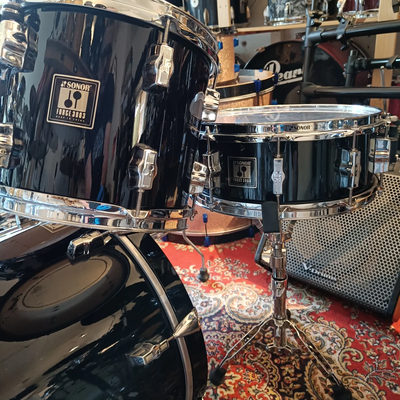 Sonor Force 3003 20"x17" 10"x9" 12"x10" 14"x14"TB + caisse claire 14"x5,5" Black – Image 2