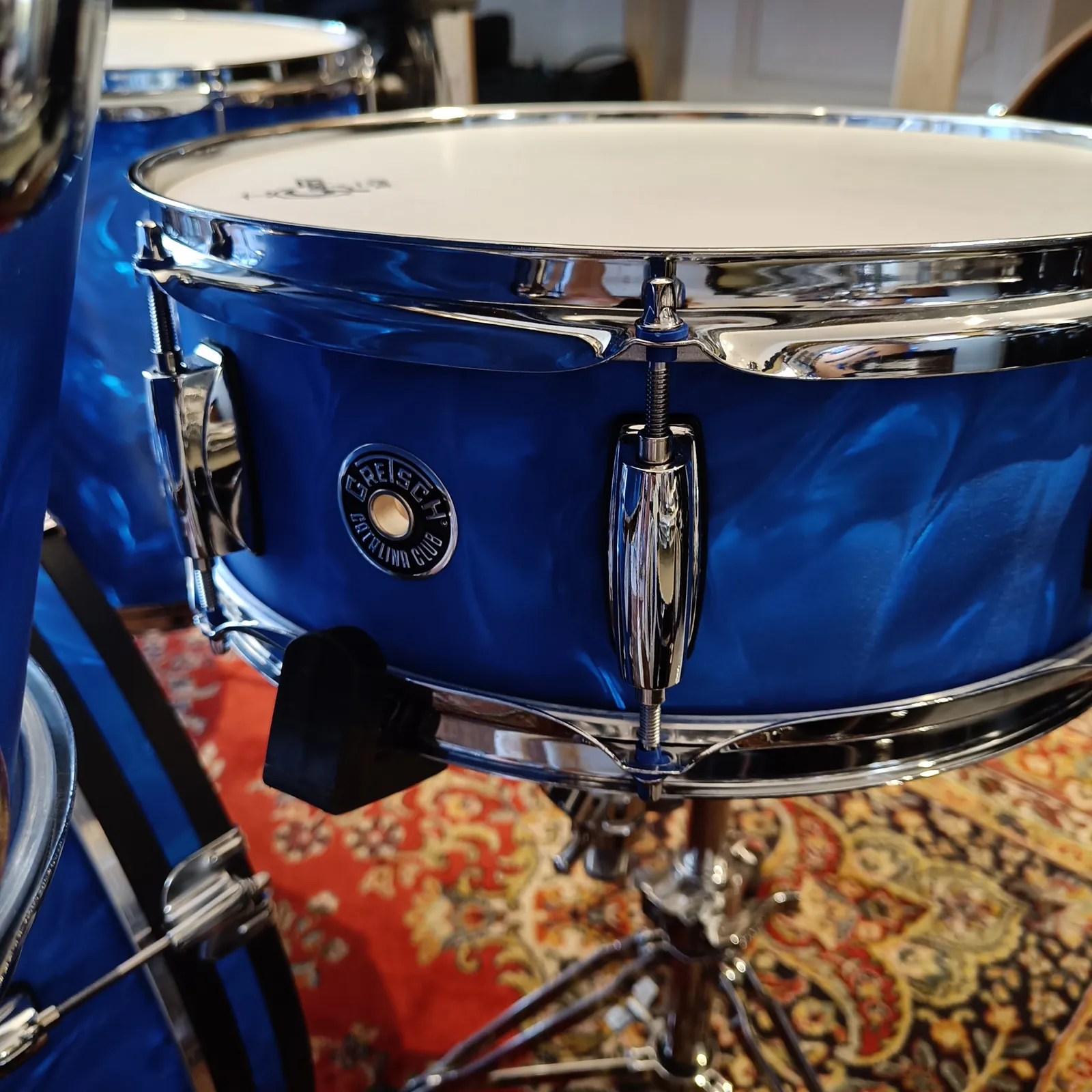 Gretsch Catalina Club Jazz Blue Satin Flame Ltd 18"x14" 12"x8" 14"x14" + CC 14"x5,5" – Image 4